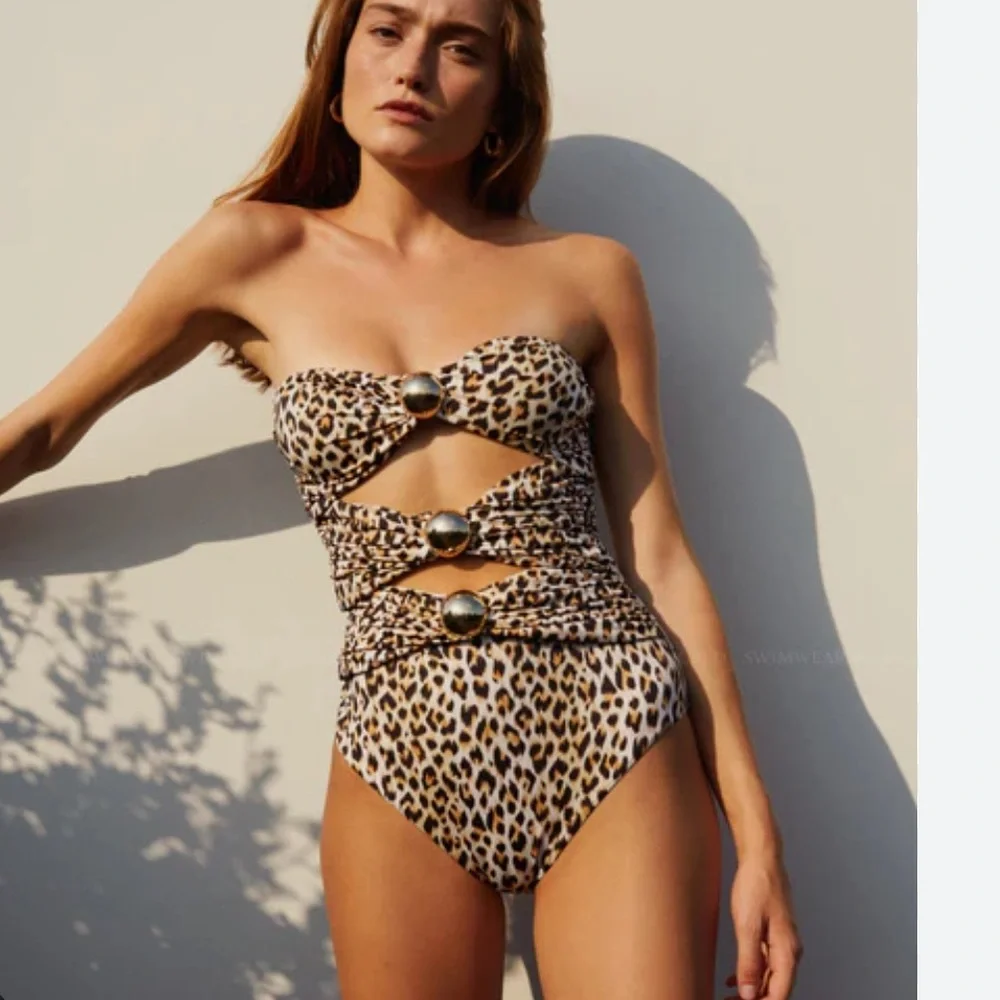 NWT Lily & Rose Verona One Piece Leo Swimsuit